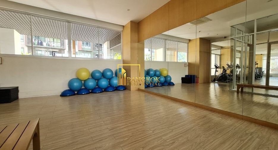 For rent 2 bedrooms apartment in Watthana, Bangkok