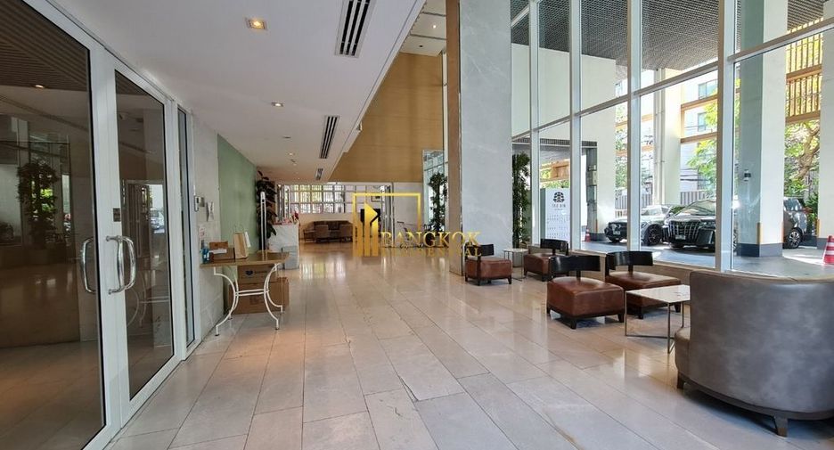 For rent 2 bedrooms apartment in Watthana, Bangkok