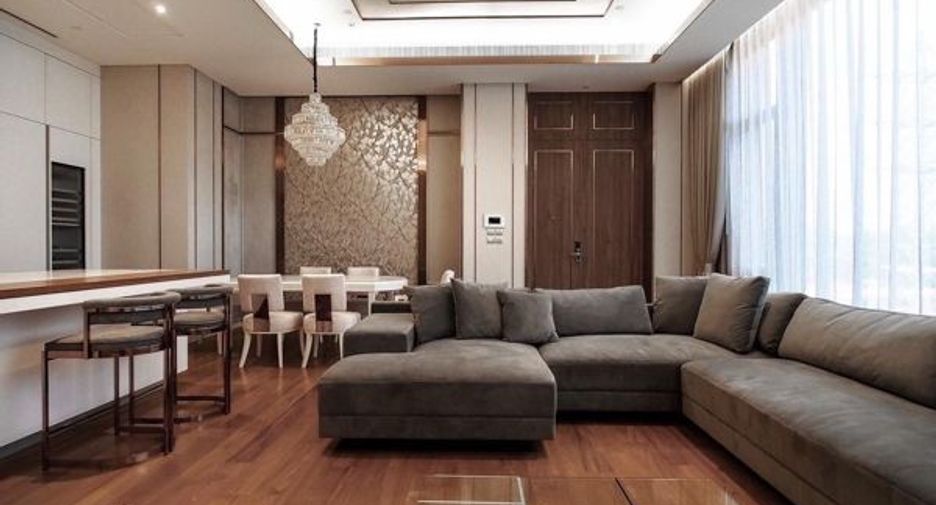 For rent and for sale 3 bedrooms condo in Pathum Wan, Bangkok
