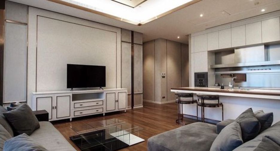 For rent and for sale 3 bedrooms condo in Pathum Wan, Bangkok