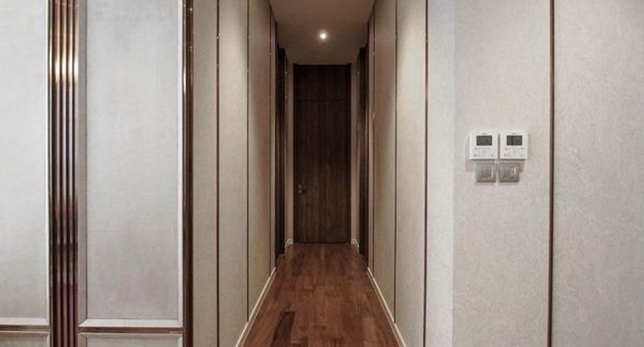 For rent and for sale 3 bedrooms condo in Pathum Wan, Bangkok