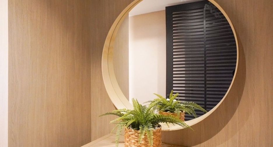For rent 3 bedrooms condo in Bang Phlat, Bangkok