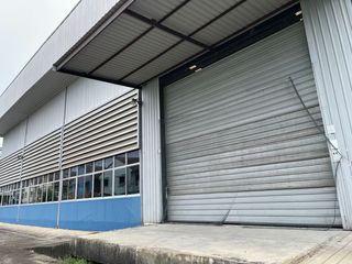 À louer entrepôt à Bang Sao Thong, Samut Prakan