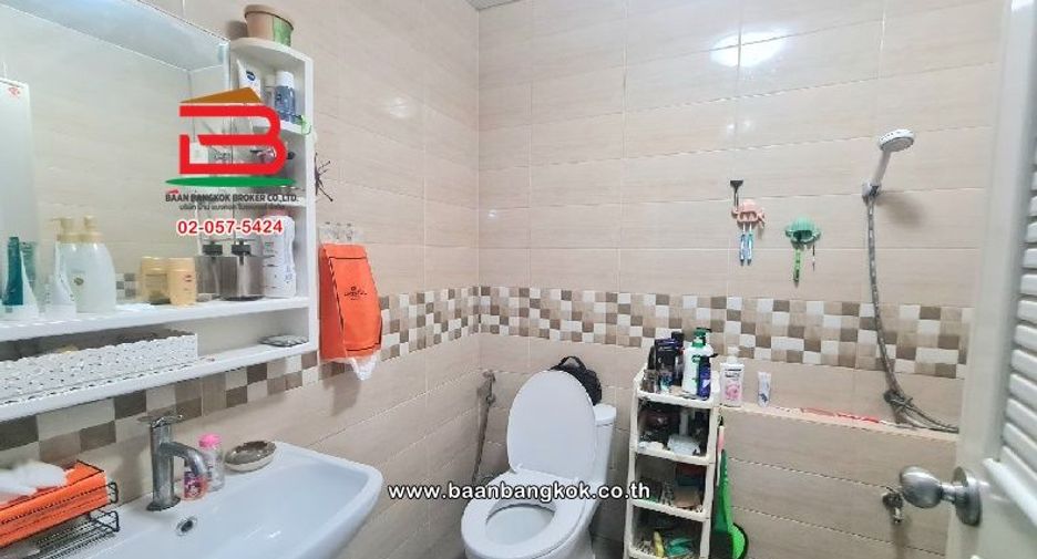 Продажа 2 спальни таунхаус в Bang Kruai, Нонтабури