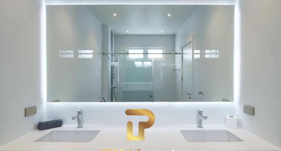 For sale 4 ベッドルーム house in Hua Hin, Prachuap Khiri Khan