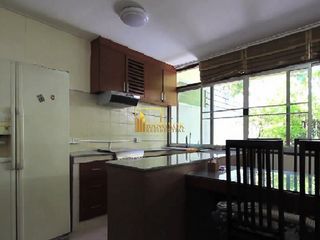 For rent 3 Beds house in Khlong Toei, Bangkok