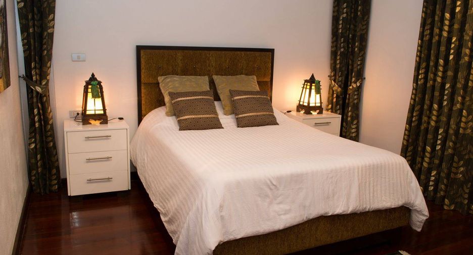 For sale 4 bed house in Sattahip, Chonburi