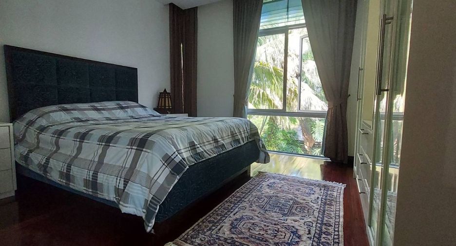 For sale 4 bed house in Sattahip, Chonburi