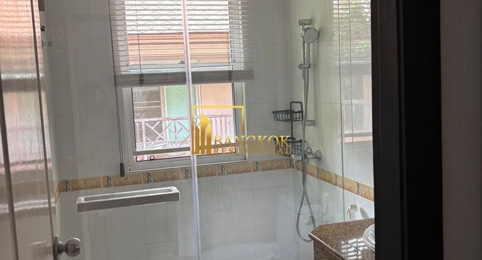 For rent 4 bedrooms house in Watthana, Bangkok