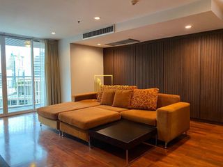 For rent 2 bedrooms condo in Pathum Wan, Bangkok