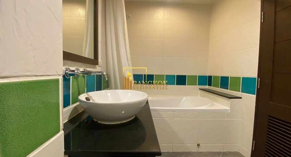 For rent 2 ベッドルーム condo in Pathum Wan, Bangkok