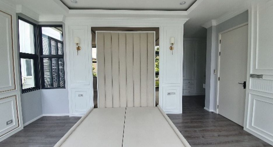 Haus zur Miete mit 4 Zimmer in Prawet, Bangkok