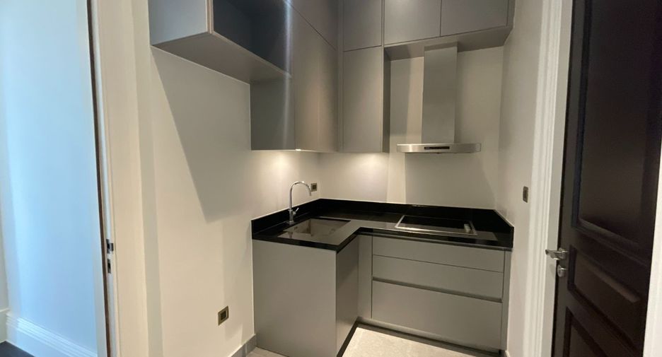 Продажа 2 спальни кондо в Патхум Щан, Бангкок