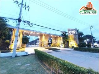 Casa adosada en venta de 3 habitaciones en Bang Bua Thong, Nonthaburi