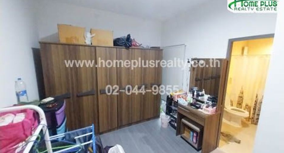 For sale 3 bedrooms townhouse in Bang Bua Thong, Nonthaburi