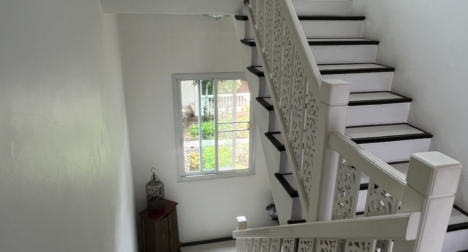For sale 3 bed house in Sattahip, Chonburi
