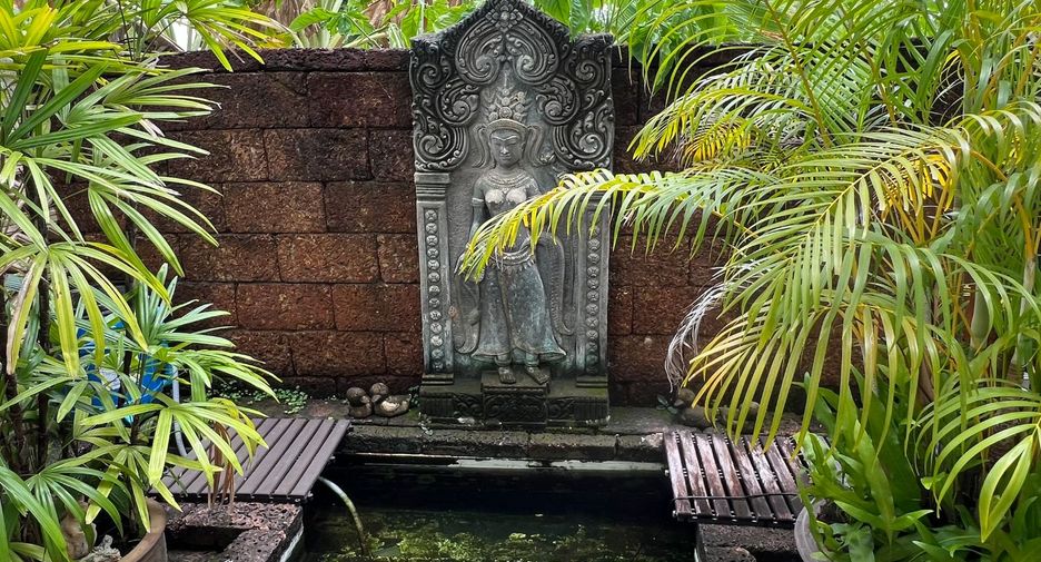 For sale 3 bed house in Sattahip, Chonburi