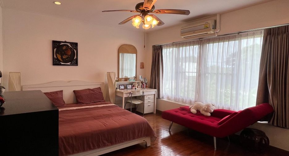 For sale 3 bed house in Sattahip, Chonburi