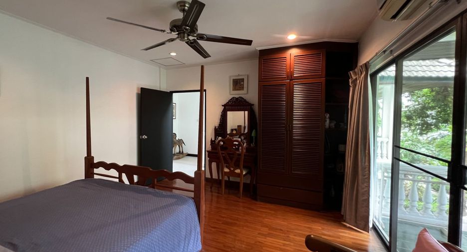 For sale 3 bed house in Sattahip, Chonburi