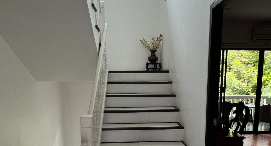 For sale 3 bed house in Sattahip, Chonburi