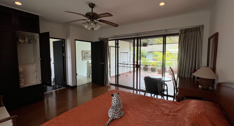 For sale 3 bed house in Sattahip, Chonburi