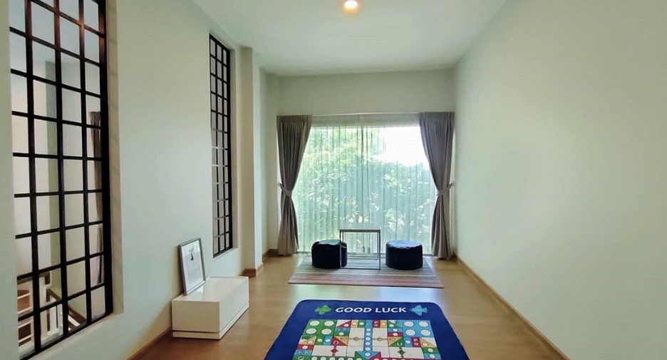 À vendre 4 chambres villa à Mueang Chiang Mai, Chiang Mai
