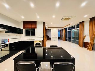 For sale 4 bed house in Sattahip, Chonburi