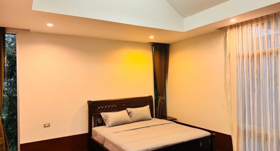 For sale 4 bed house in Sattahip, Chonburi
