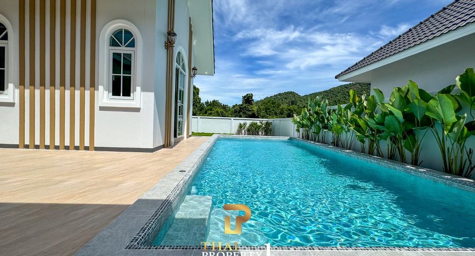 Villa zum Kauf mit 3 Zimmer in Cha Am, Phetchaburi