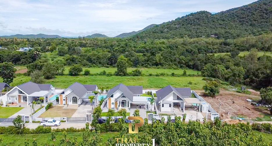 Villa zum Kauf mit 3 Zimmer in Cha Am, Phetchaburi