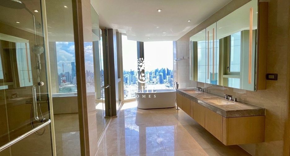 For sale 5 bedrooms condo in Khlong San, Bangkok