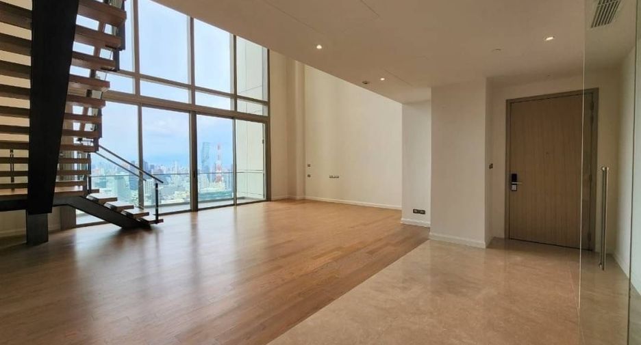 For sale 5 bedrooms condo in Khlong San, Bangkok