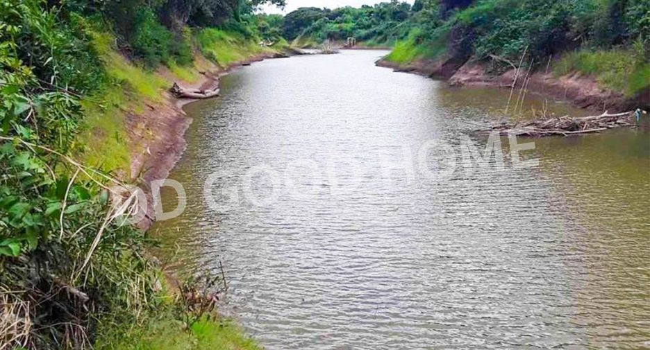 For sale land in Chai Badan, Lopburi