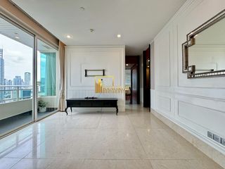 À louer 2 chambres condo à Sathon, Bangkok