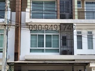 For rent 4 ベッドルーム townhouse in Nong Khaem, Bangkok