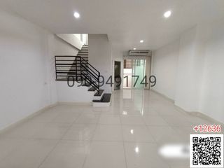 For rent 4 ベッドルーム townhouse in Nong Khaem, Bangkok