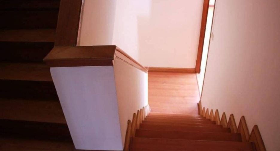 For sale 3 bedrooms townhouse in Bang Kapi, Bangkok