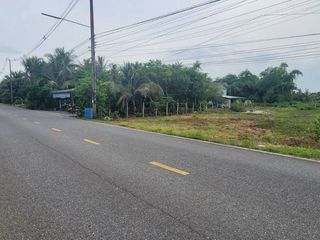 For rent land in Mueang Chachoengsao, Chachoengsao