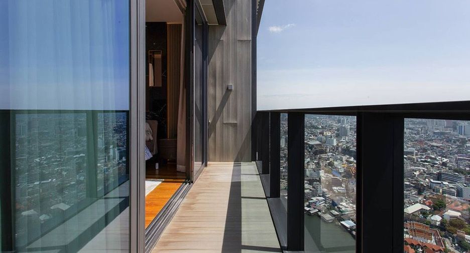 For sale 4 bed condo in Khlong San, Bangkok