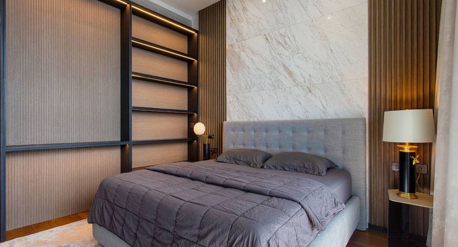 For sale 4 bed condo in Khlong San, Bangkok