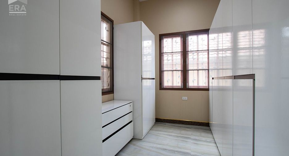 For sale 3 ベッドルーム house in Klaeng, Rayong