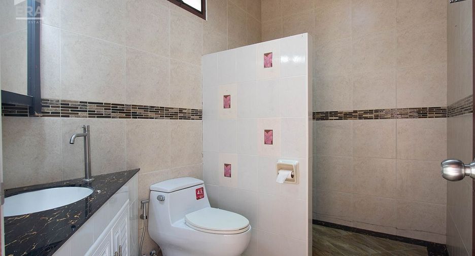 For sale 3 ベッドルーム house in Klaeng, Rayong