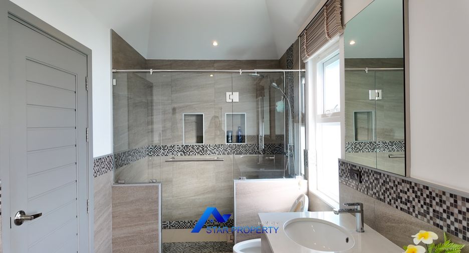 For sale 3 bedrooms villa in Hua Hin, Prachuap Khiri Khan