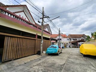 For sale 6 bed townhouse in Thung Khru, Bangkok