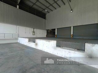 Almacén en alquiler en Si Racha, Chonburi