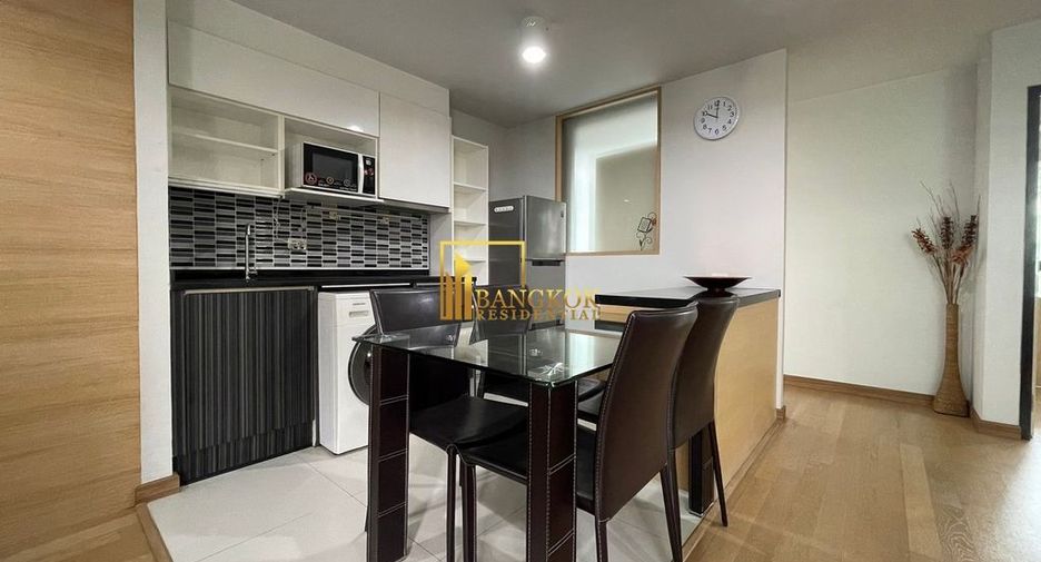 For rent 2 bedrooms condo in Khlong Toei, Bangkok