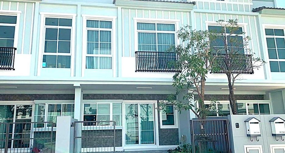For rent 2 bedrooms townhouse in Prawet, Bangkok