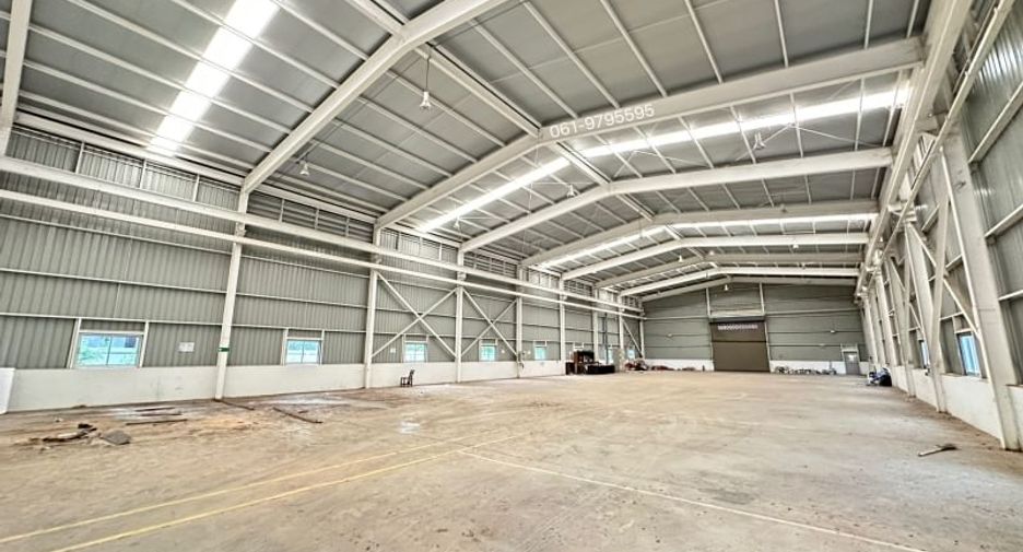 For sale warehouse in Si Racha, Chonburi