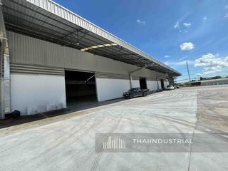 Almacén en alquiler en Si Racha, Chonburi