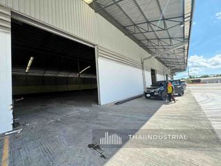 Almacén en alquiler en Si Racha, Chonburi